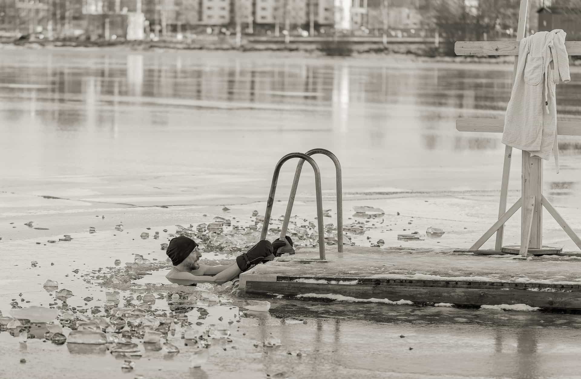 Cold water immersion in winter